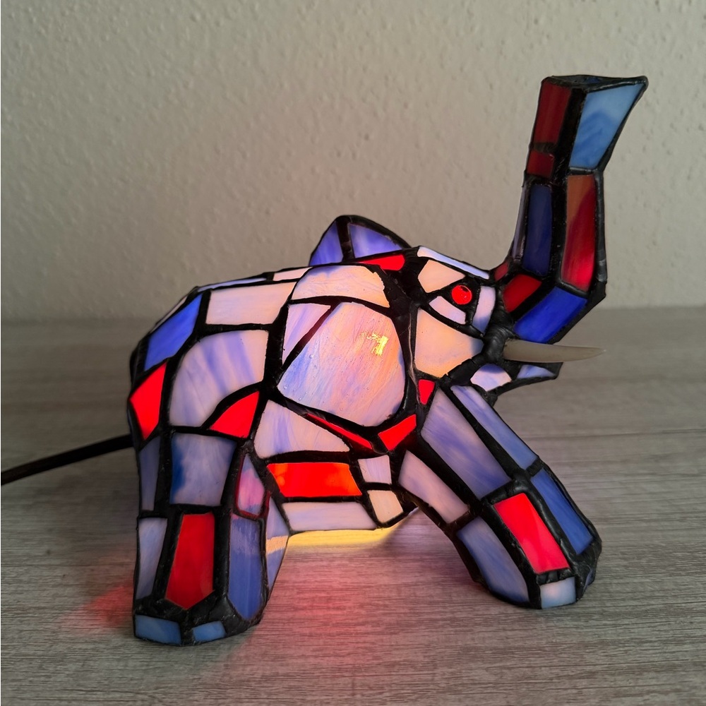 Vintage Elephant Table Lamp Tiffany Style Stained Glass Blue Desk Night Light - Picture 2 of 16